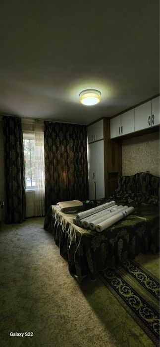 Продается 3 ком. Квартира площадью 80 кв.м. В Саттепо ор. Базарчик