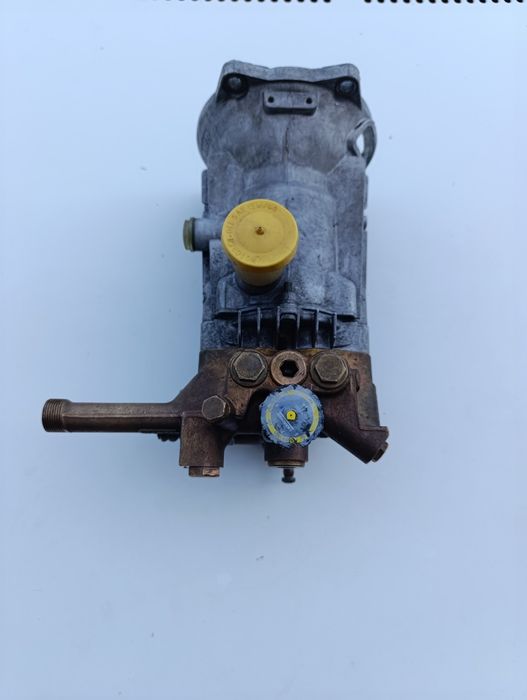 Здравейте продавам помпа за karcher