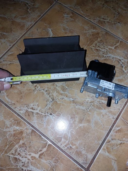 Ventilator (exhaustor)gaze ardere centrala cu peleti,bujie,snec ,Forne