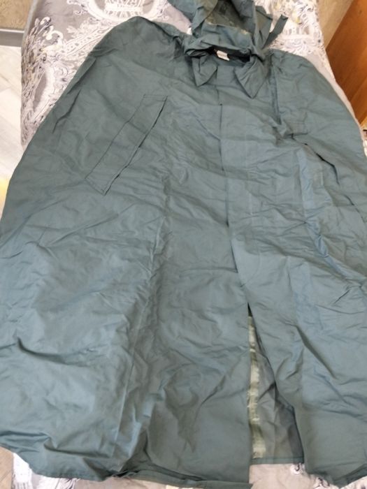 Продам плащ водонепроницаемый