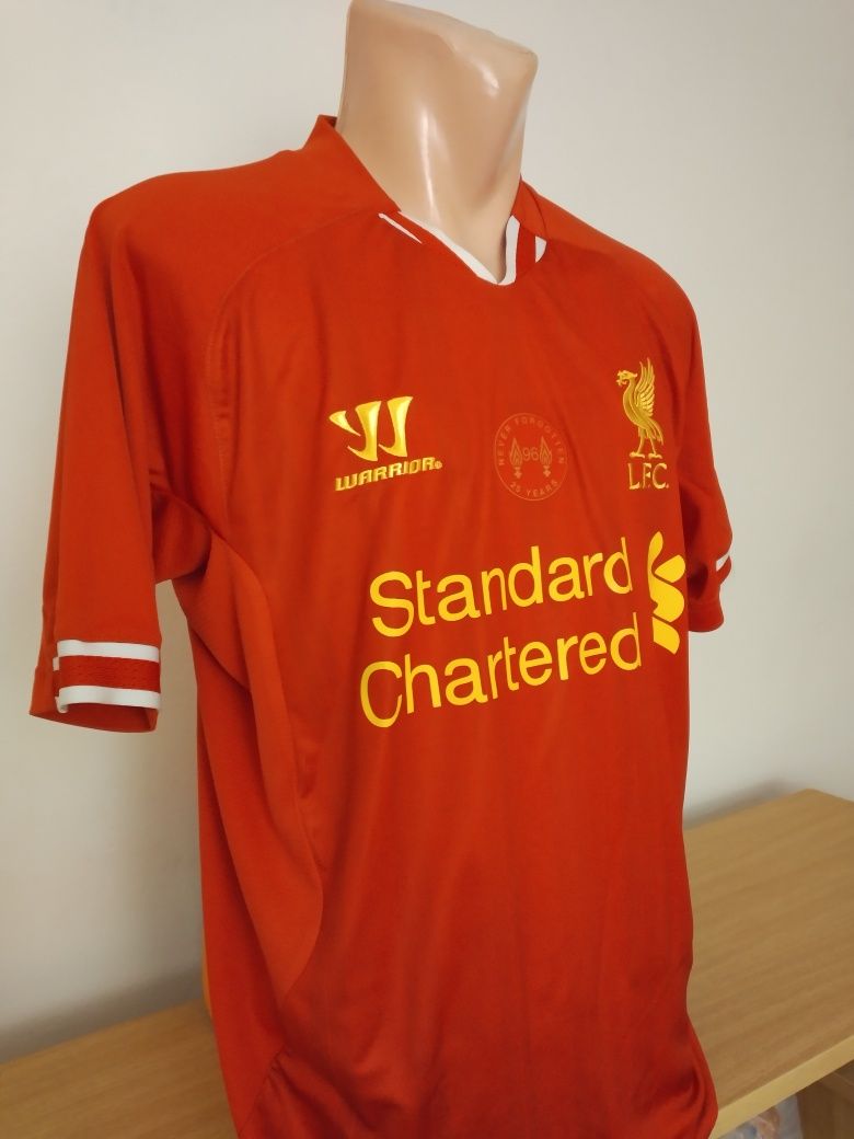 Tricou de colectie Liverpool comemorativ Hillsborough 25 de ani

Stare