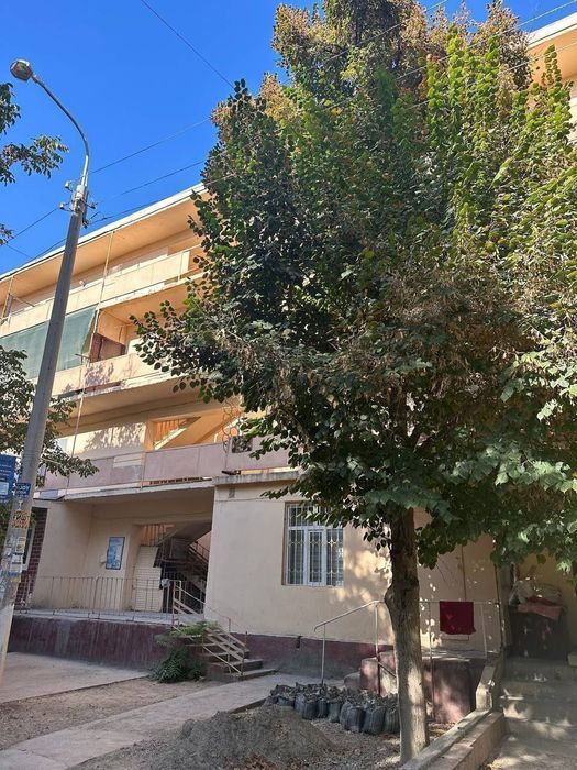 Продается Квартира 3 комнатная