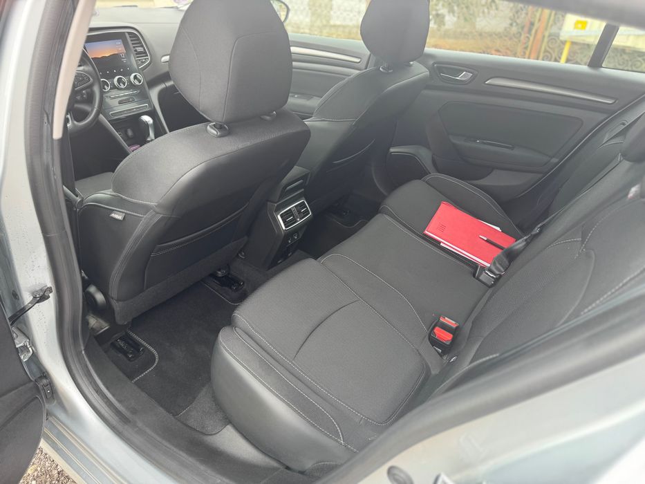 Renault Megane Grandtour E-TECH Plug-in 160