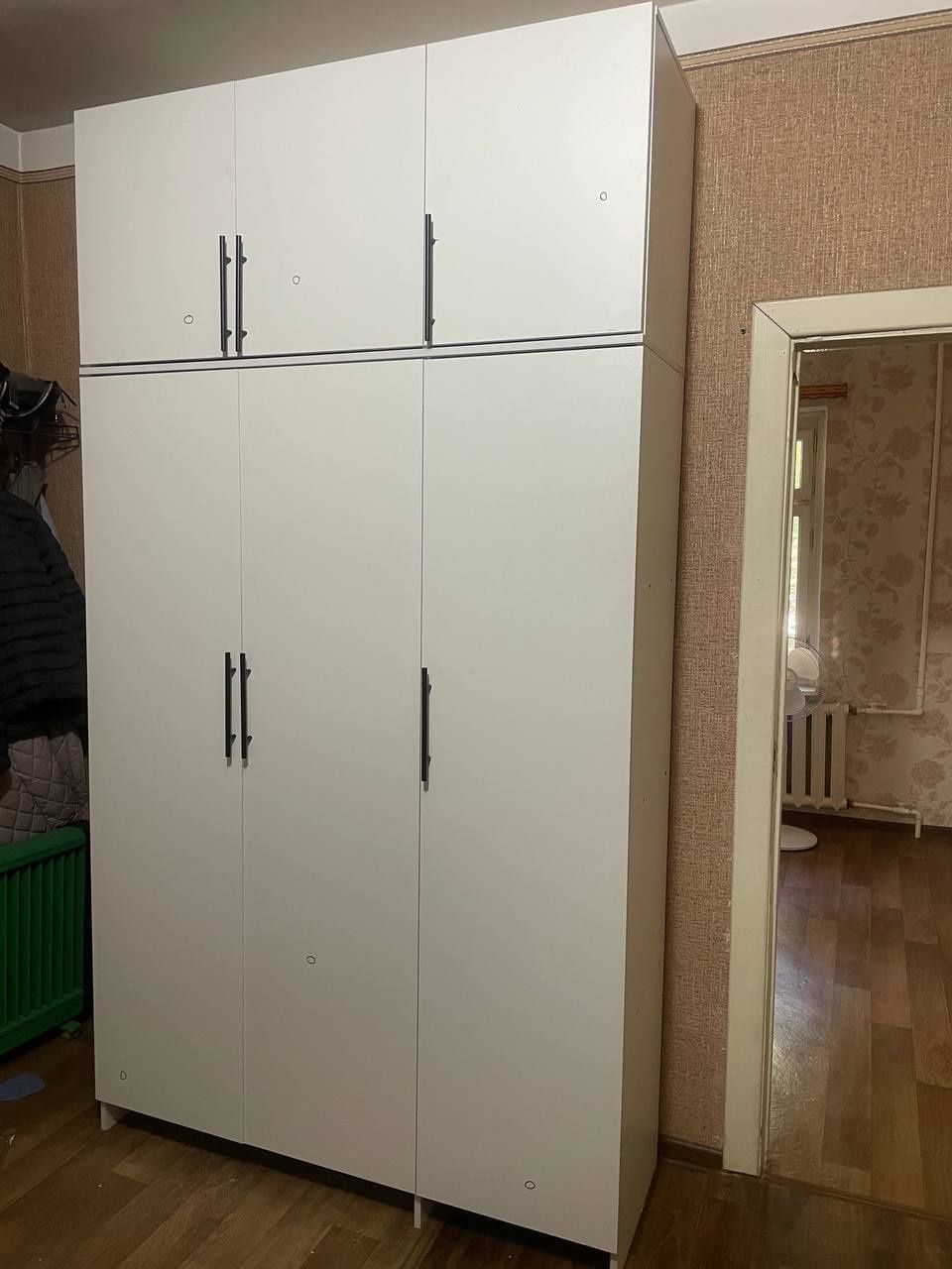 Shkaf sotiladi dastafka ustanovka