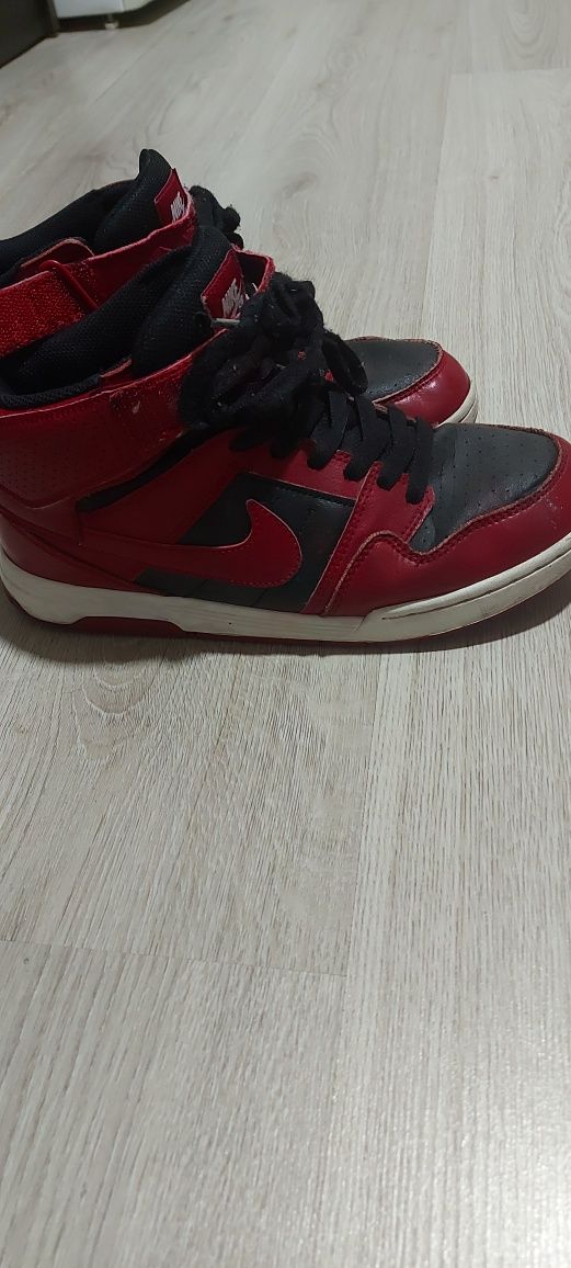 Nike оригинални кецове