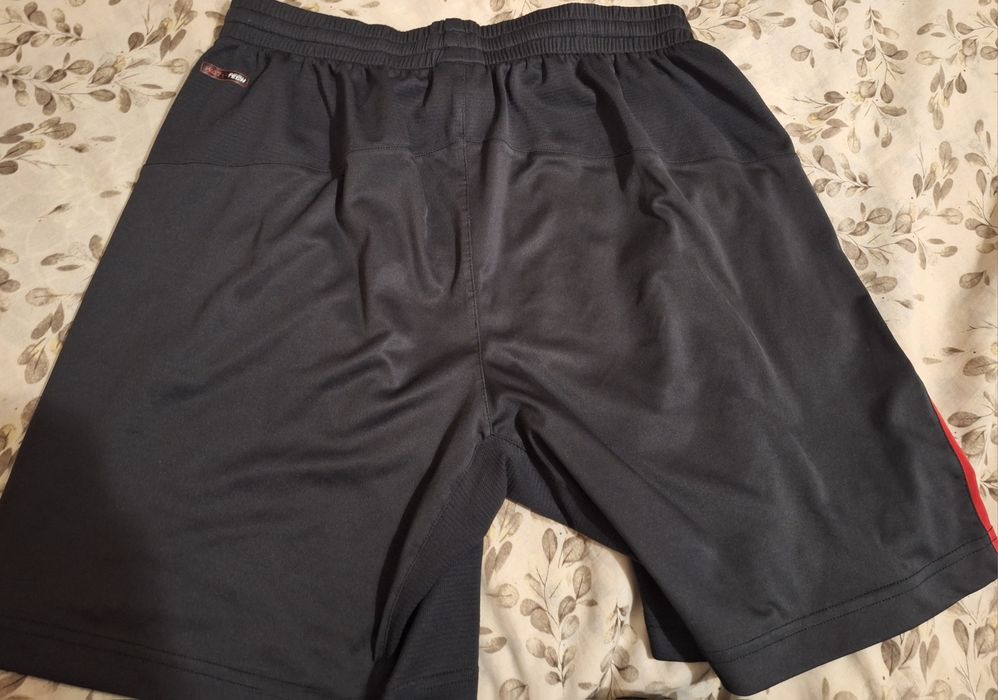 Къси гащи на Liverpool,Milan,Kioln