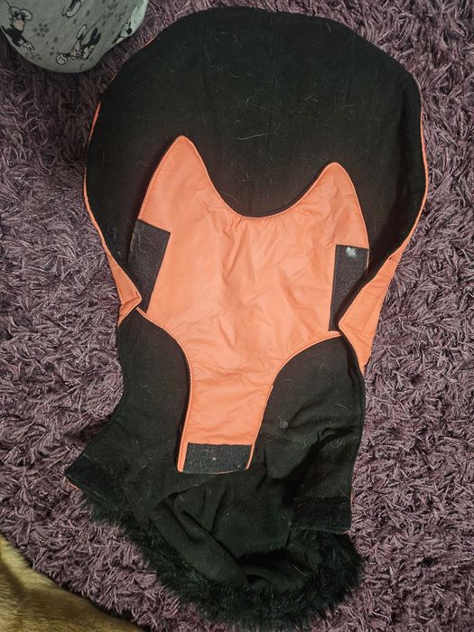 Haina catel in stare foarte buna