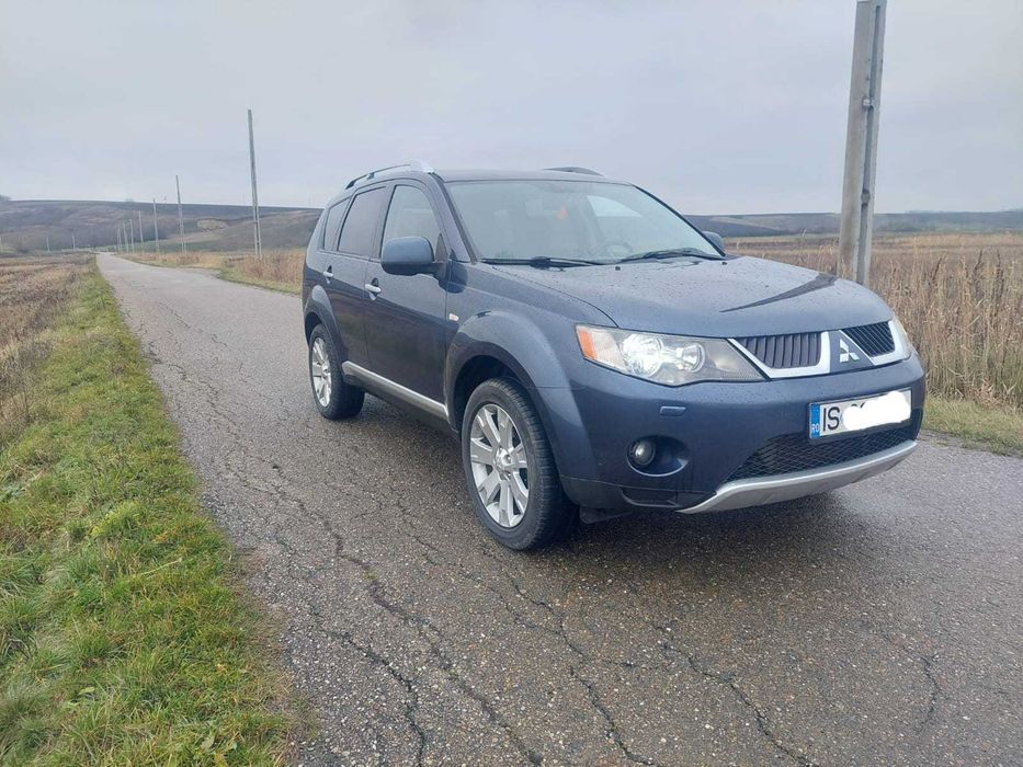 Vând/Schimb Mitsubishi Outlander 2008, 7 locuri