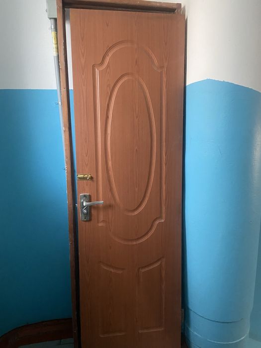 Отдам дверь межкомнатная