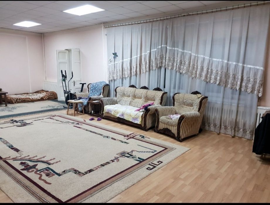 Продаётся Просторный одноэтажный дом европланировки в Миробадском райо