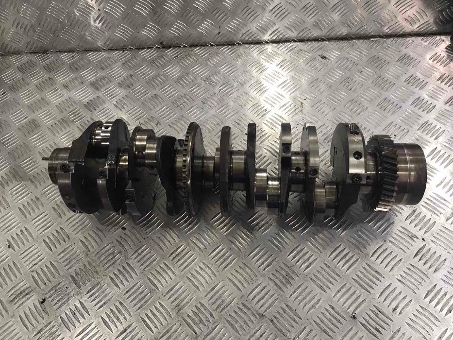 Колянов вал VW Phaeton 5.0TDI 2003г.