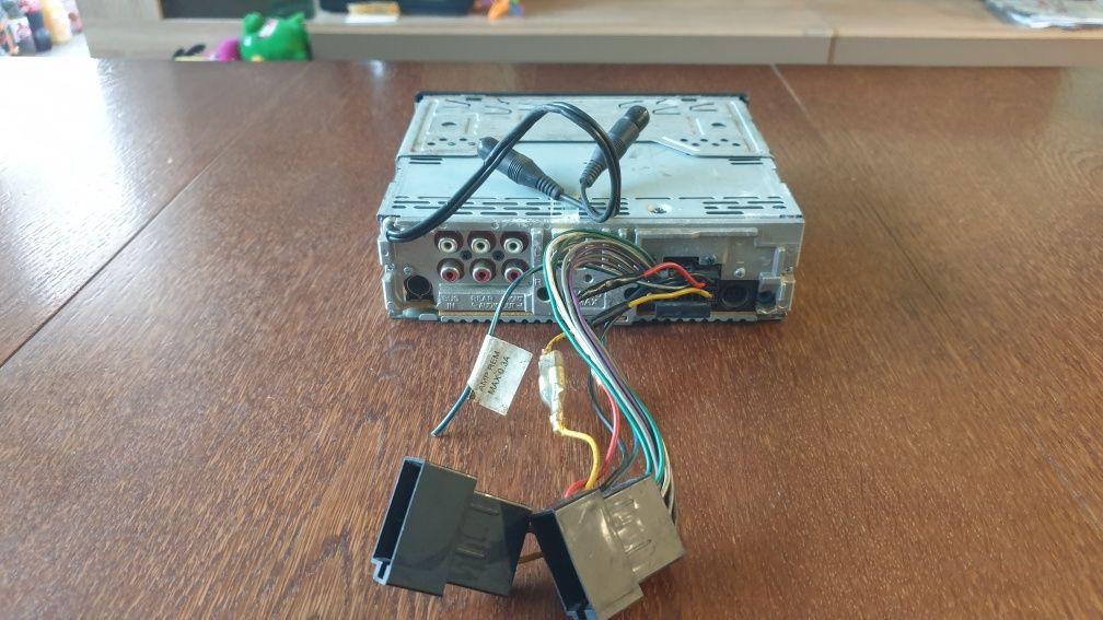 Авто плеър радио музика за кола Сони Sony CD MP-3 USB AUX