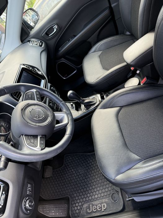 Jeep Compass in stare noua