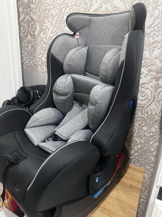 Детское автомобильное кресло