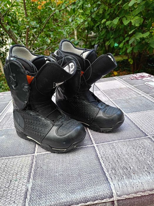 Продавам сноуборд обувки Burton номер 37.5 - 39