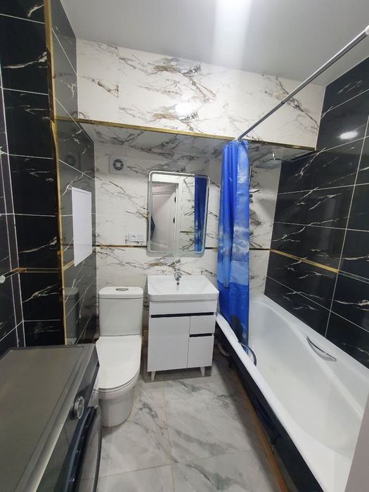 Срочно Продаётся Юнусабад Шахристанская  3/3/4 Кирпичный дом