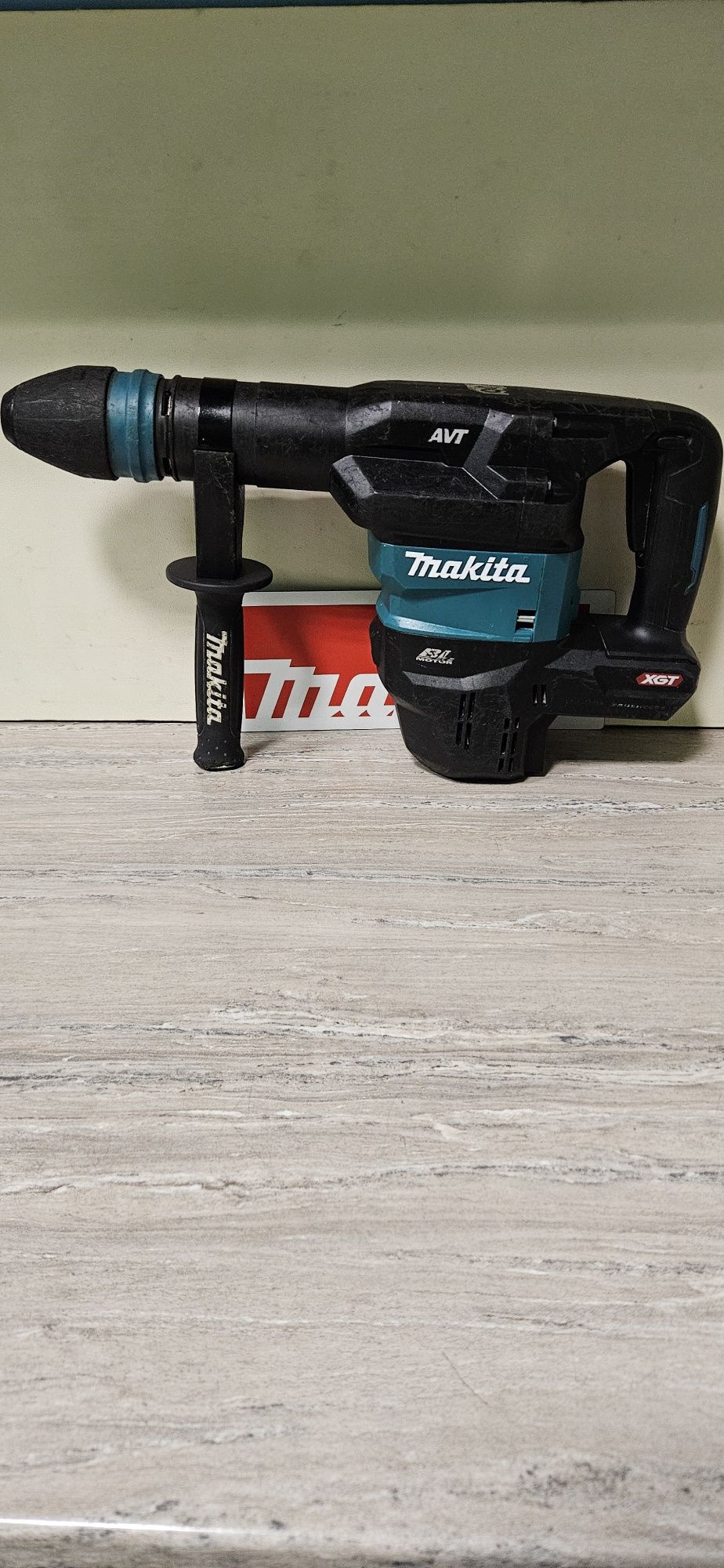Makita Къртач HM001G XGT40V.SDS MAX
