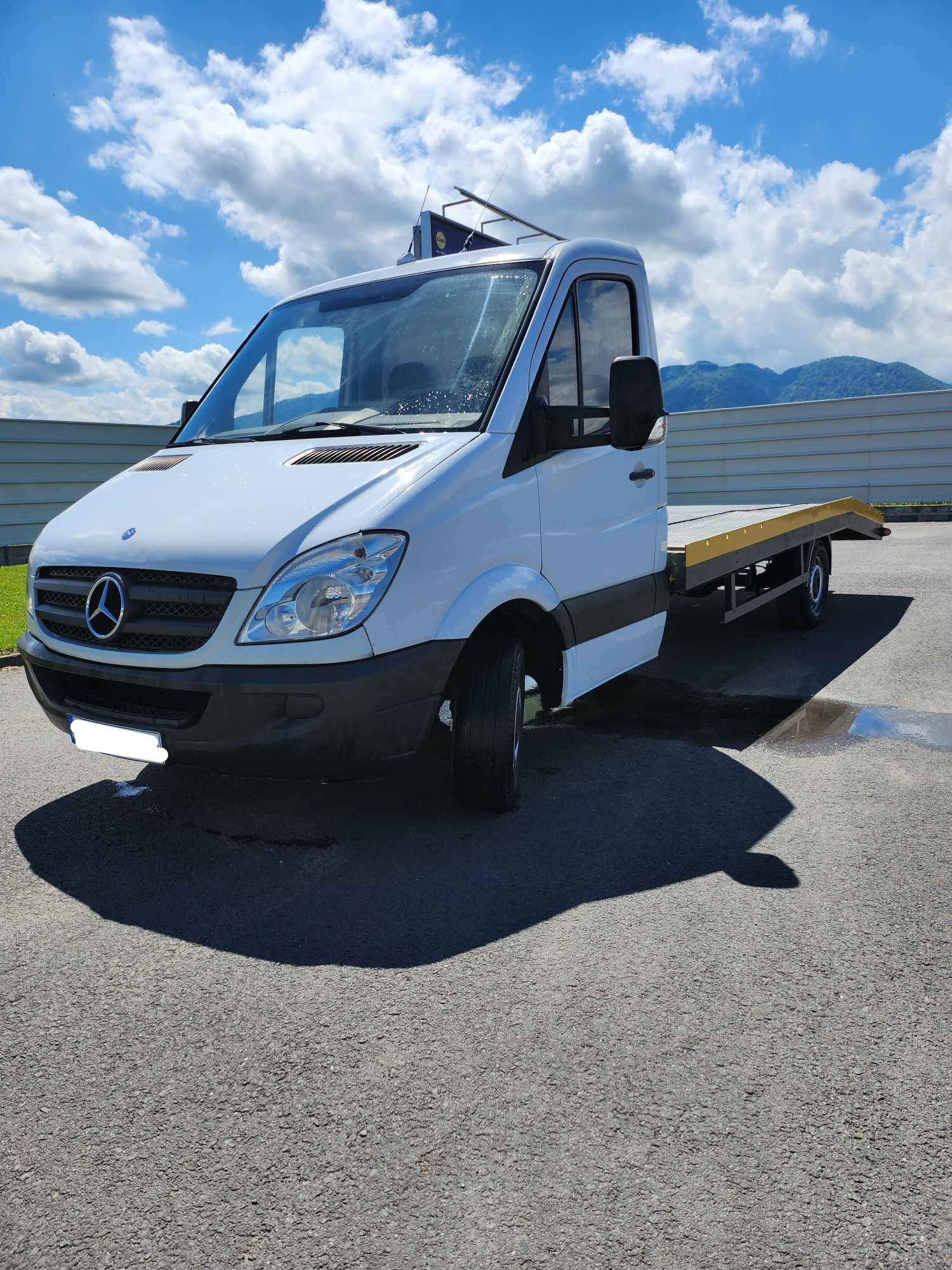 Autoplatforma Mercedes Sprinter aluminiu 5 metri