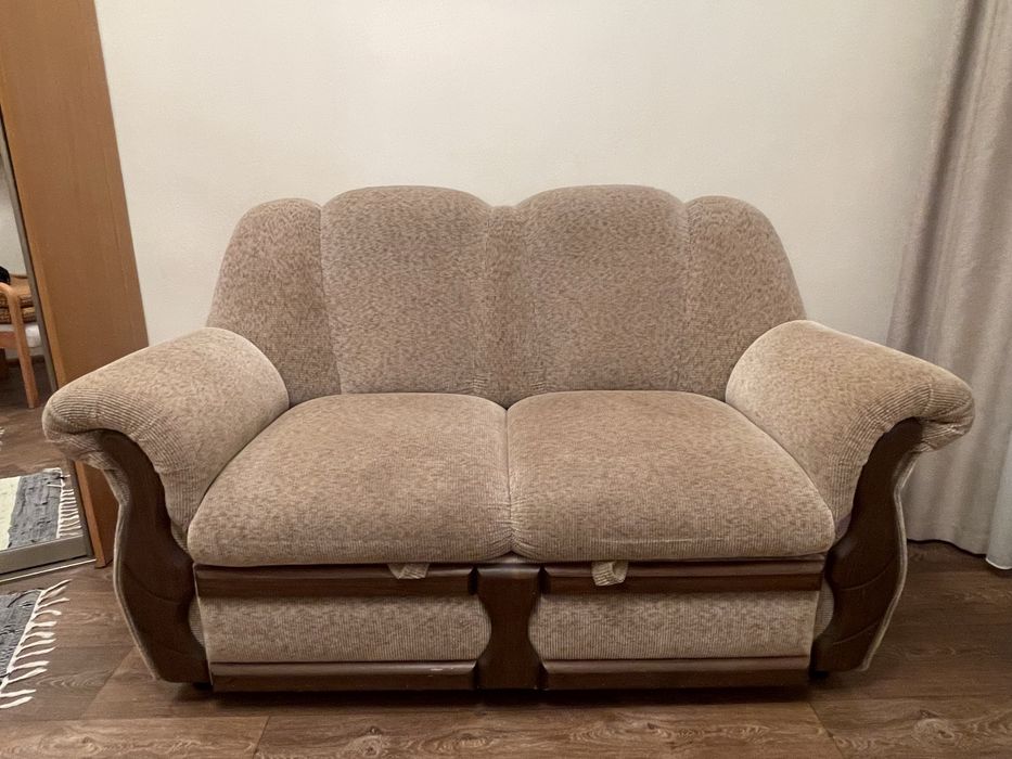 Диван (раскладной) б/у