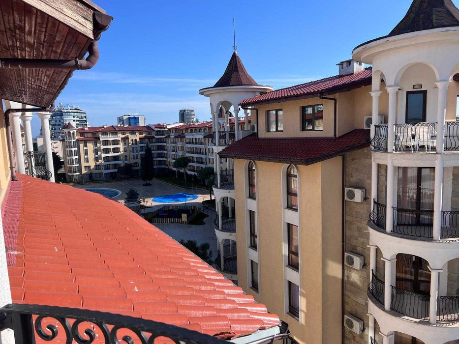 Продава се Двустаен апартамент в к.к. Слънчев бряг - 67 кв.м за 1083 €/кв.м - Снимка #11