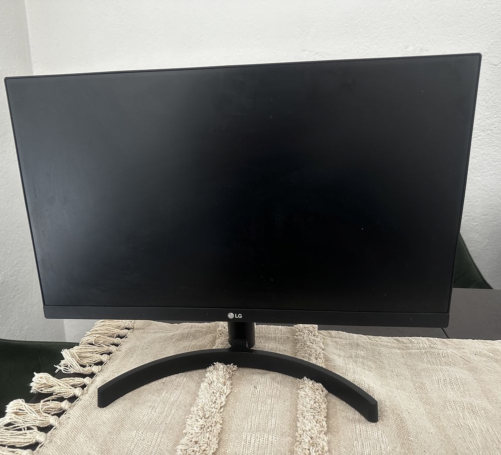 Монитор LG 22MK600M-B
