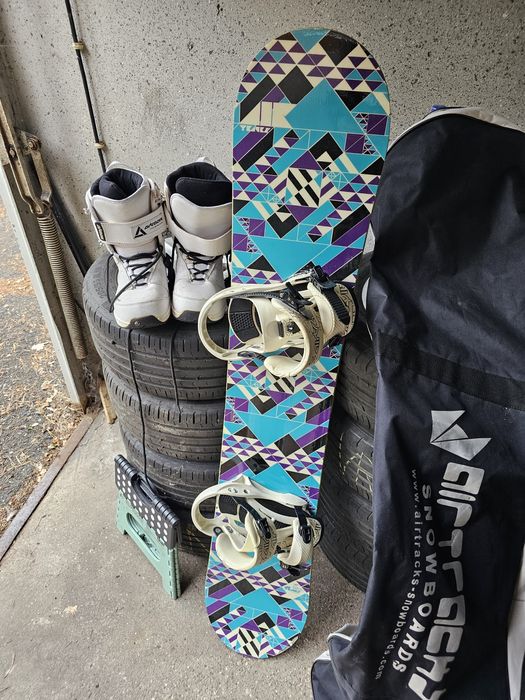 Сноуборд Snowboard 147см