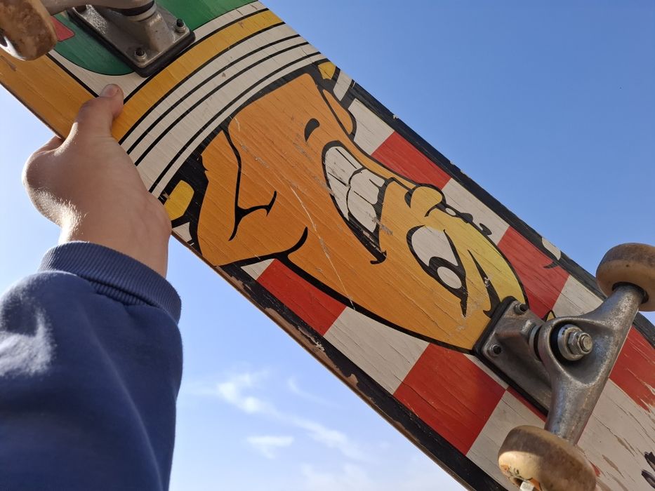 Продавам скийтборт