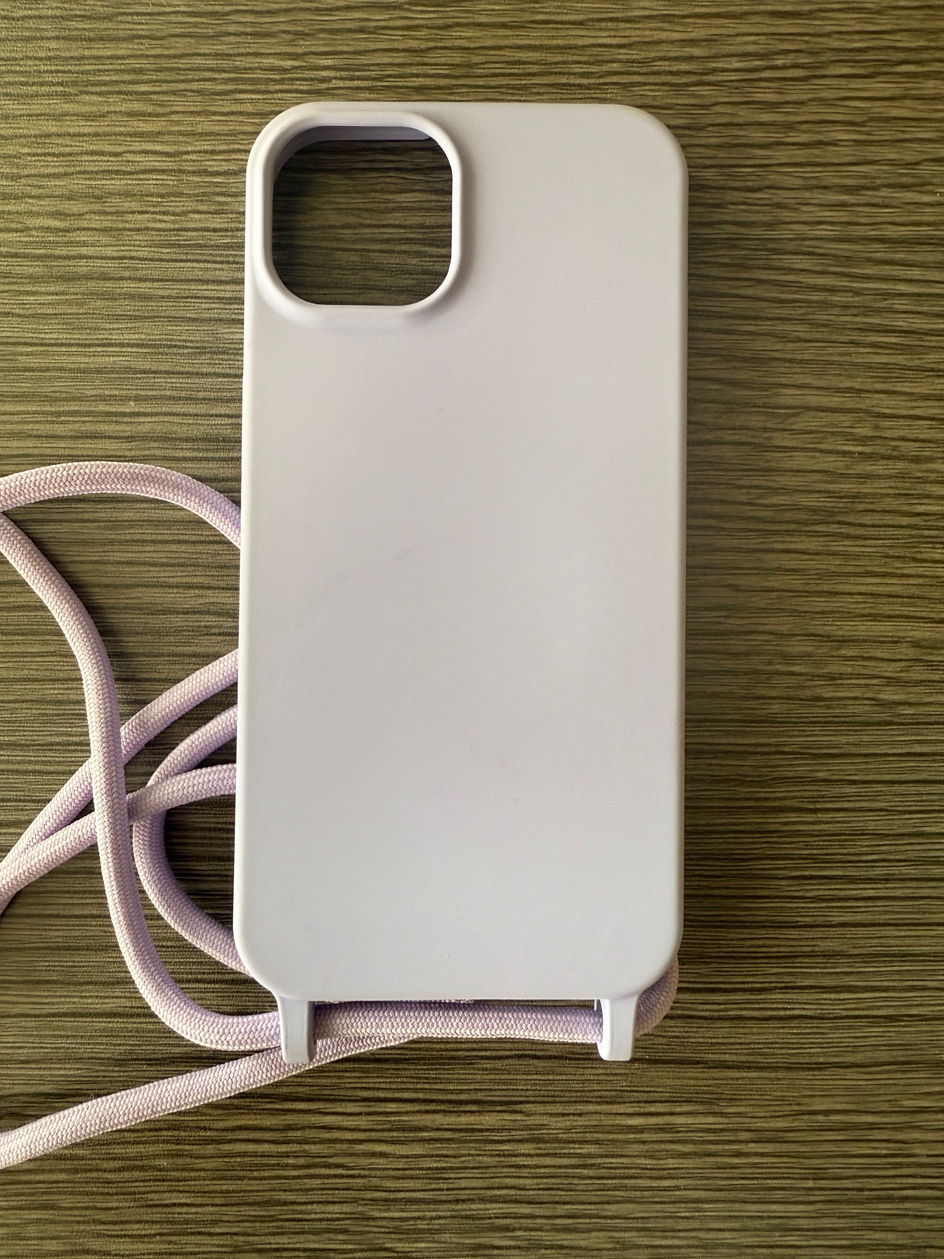 Кейсове за iPhone 13