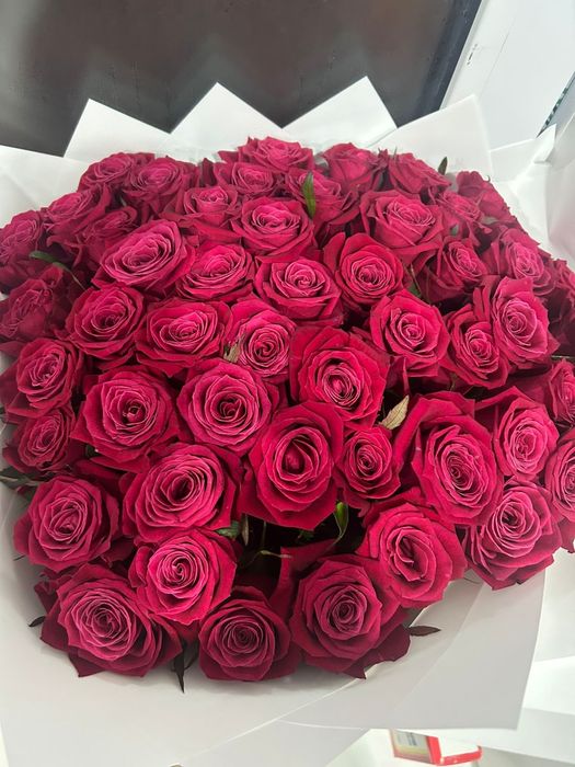 Продается букет роз 50 шт ,розовые пионовидные в отличном состоянии