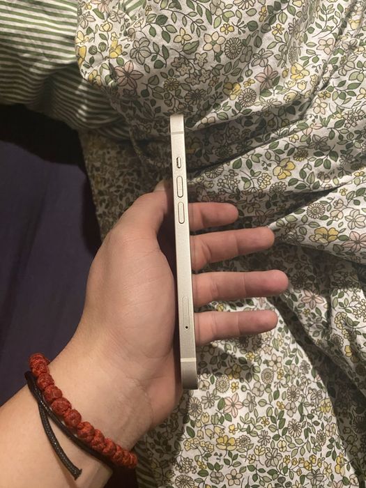 Iphone 11 непокътнат