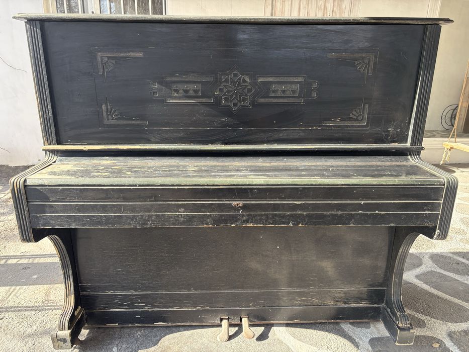 Продам пианино для реставрации   бу