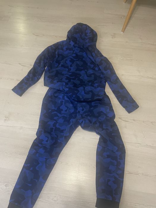 Анцункг Nike Tech