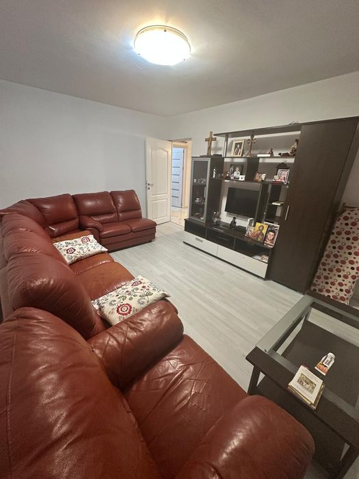 Vând apartament 2 camere