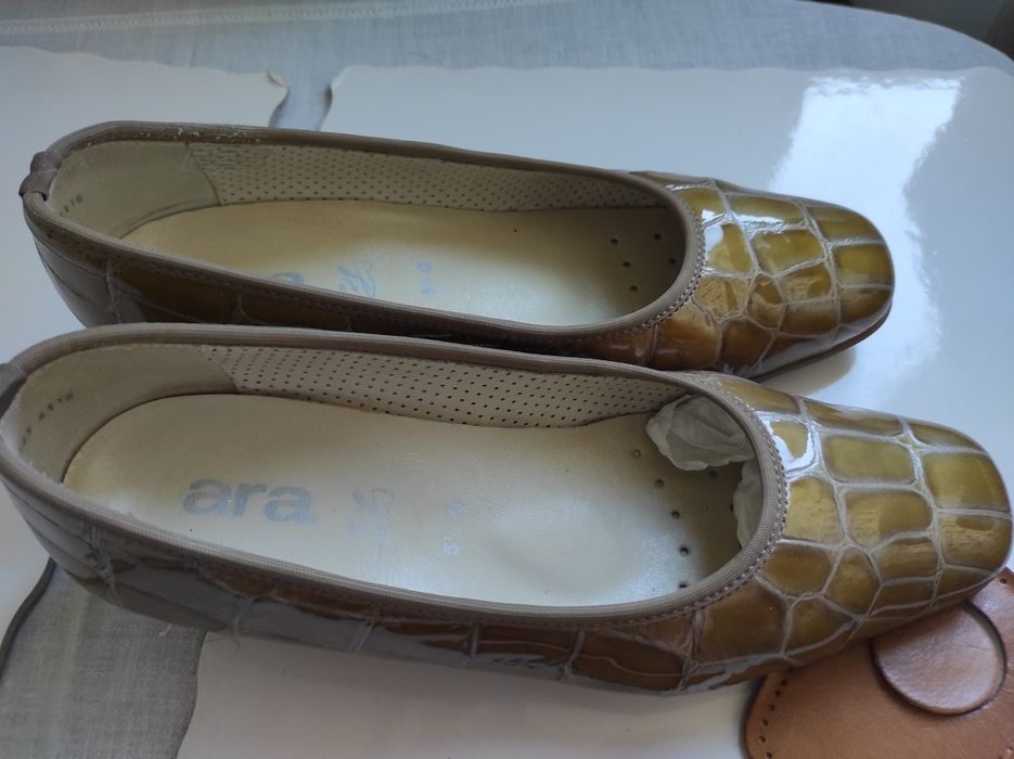 Pantofi piele lacuita dama