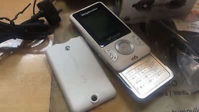 Sony Ericsson w205 - pentru piese