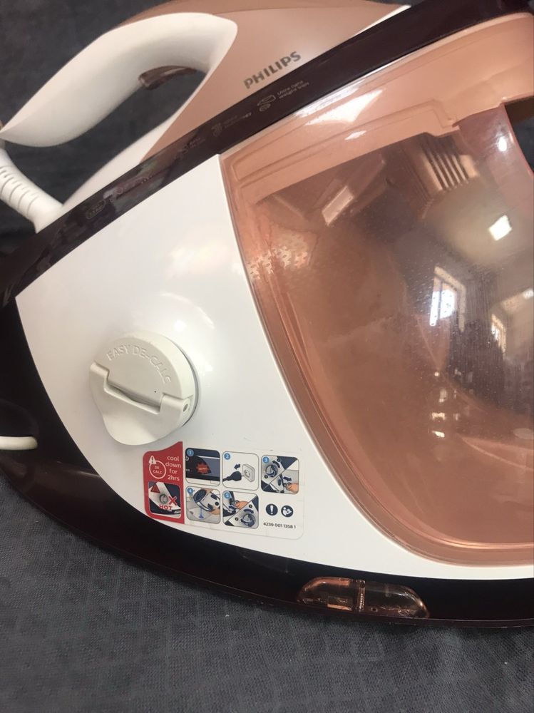 Парогенератор Philips GC8962 Perfect Care