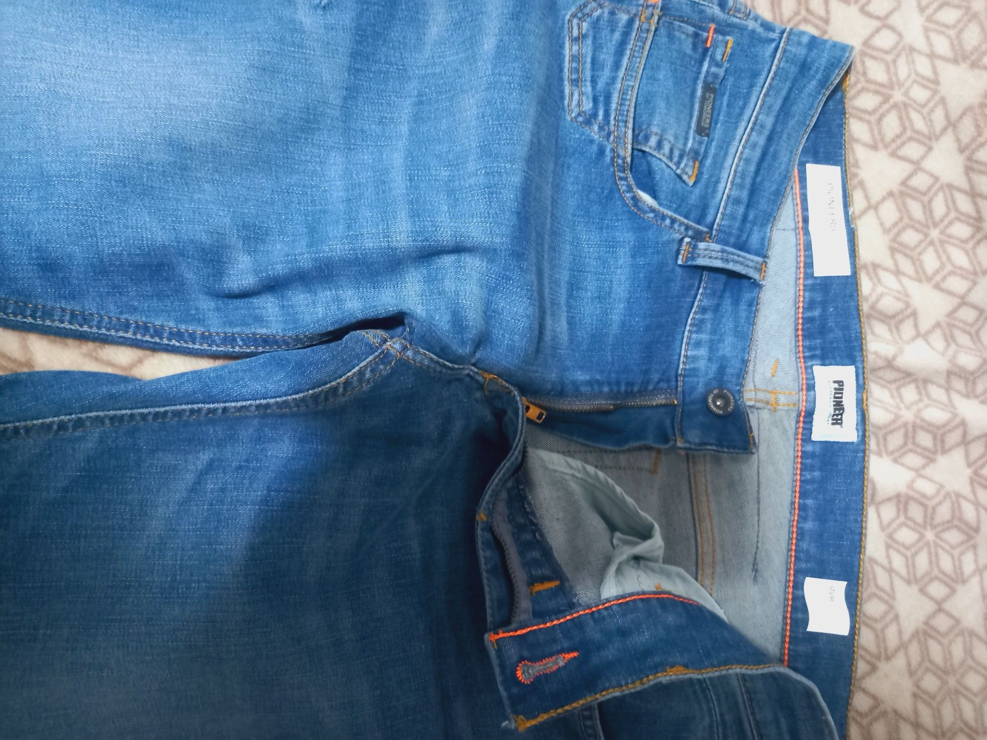 Blugi Pioneer Authentic