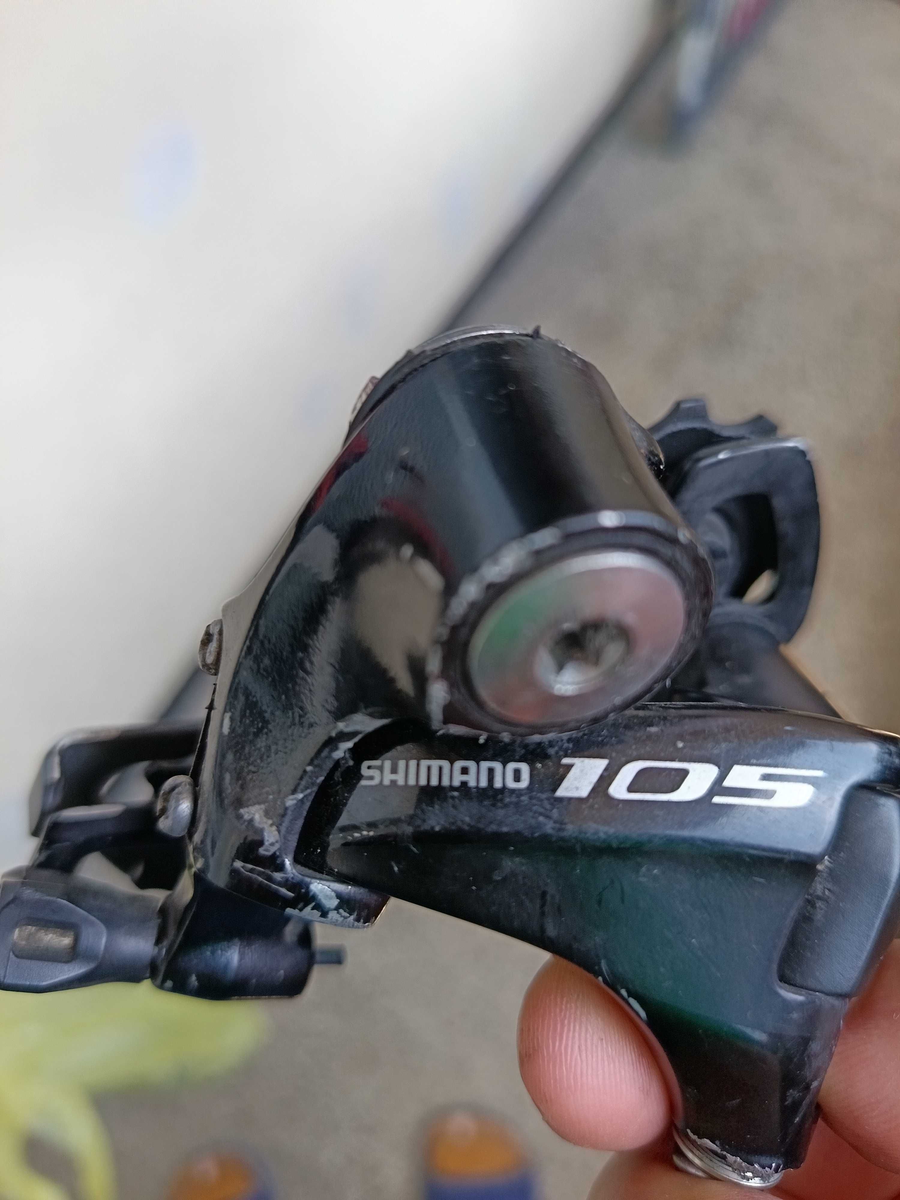 Заден дерайльор Shimano 105