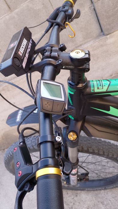Vând bicicletă electrica full suspension