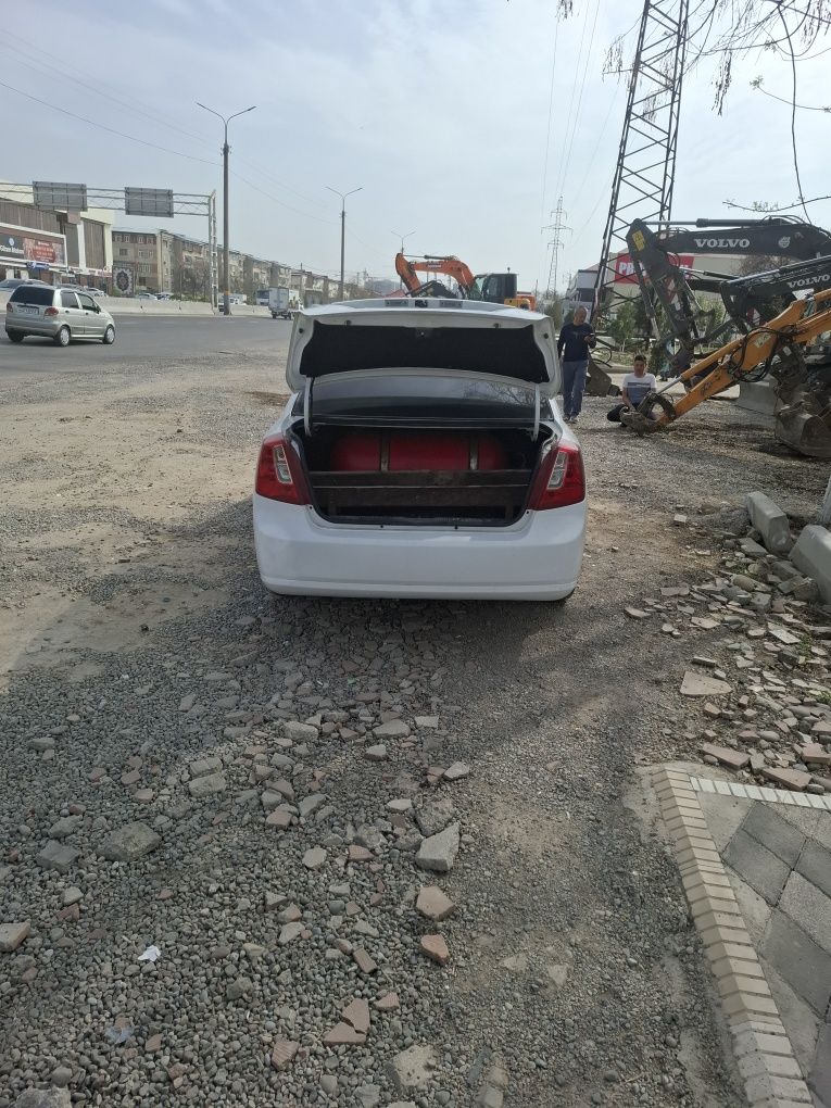 Lacetti 2013 toza probek