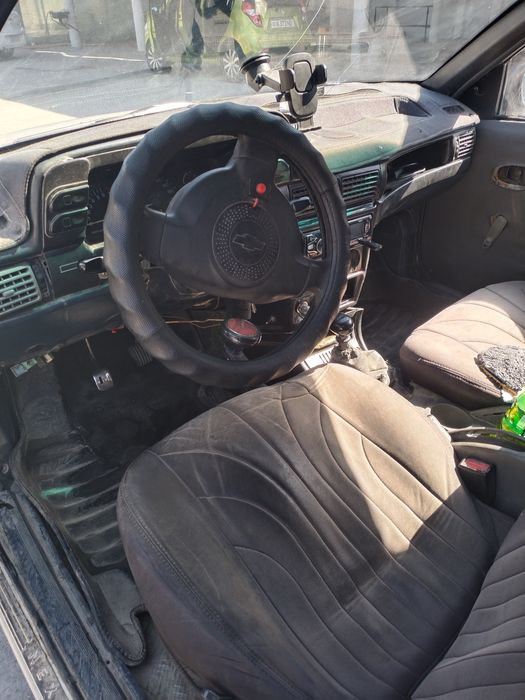 Nexia1 Sons tramblyor xolati ortacha yurib turbti kraskasi bor metanda