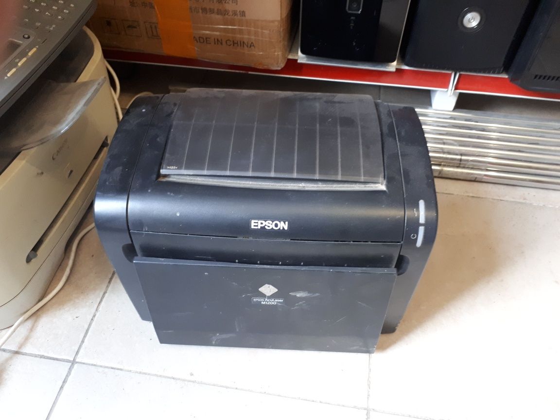 Принтер Epson лазерный, требует ремонта