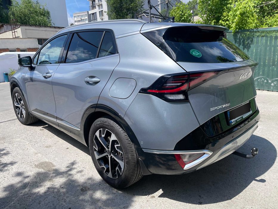 Kia Sportage 1.6 T-GDI HEV (Full Hybrid) 2024, 230 CP, garantie 2031