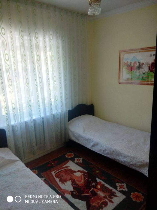 Двойной зал Лисунова 4 2этажда жойлашган