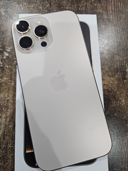 iPhone 16 Pro max Desert Titanium 256