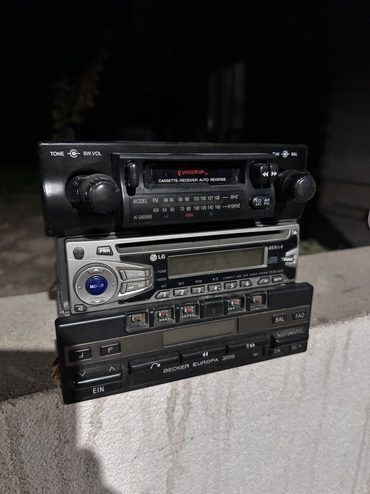 Авто Магнитолы от разных авто в хорошем состояний можно на запчасти