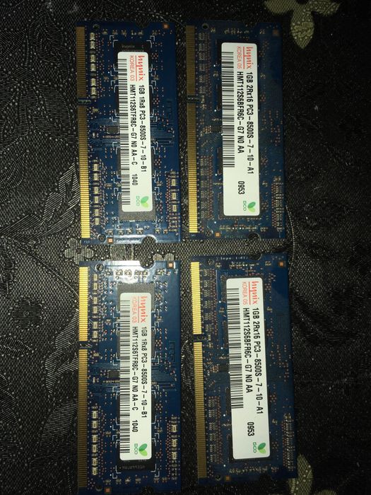 RAM за лаптоп - 3 бр. х 1GB 1067Mhz - DDR3