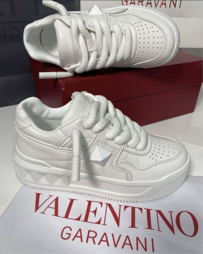 Adidasi Valentino One Stud XL FULL WHITE ** FULL BOX**