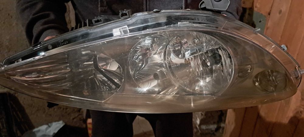 Продавам части за Пежо 307, модел 2004-2006