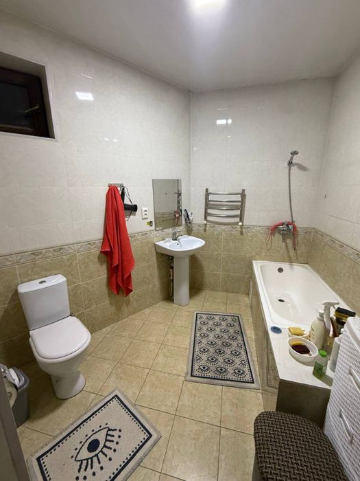 Кибрай , Селекция. Дом 2 этажный , подвал , бассеин . Ор-р школа #5